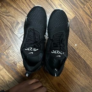 NIKE air max 270 worn about 4 times